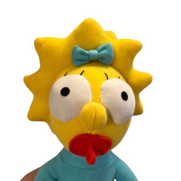 COPY - UNIVERSAL STUDIOS Maggie Simpson Plush Doll & The Simpsons Guide - Picture 5 of 15